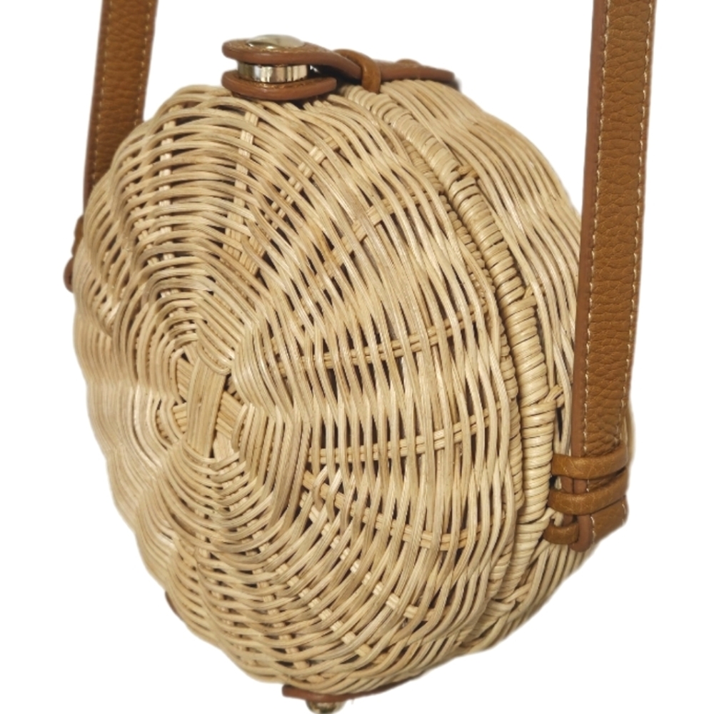 Boho Woven Wicker Canteen Crossbody Bag - Picture 15 of 17